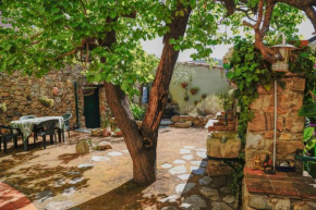 071 - Casa GIOIELLO con GIARDINO privato, 10 minuti MARE SPIAGGIE, Sestri Levante